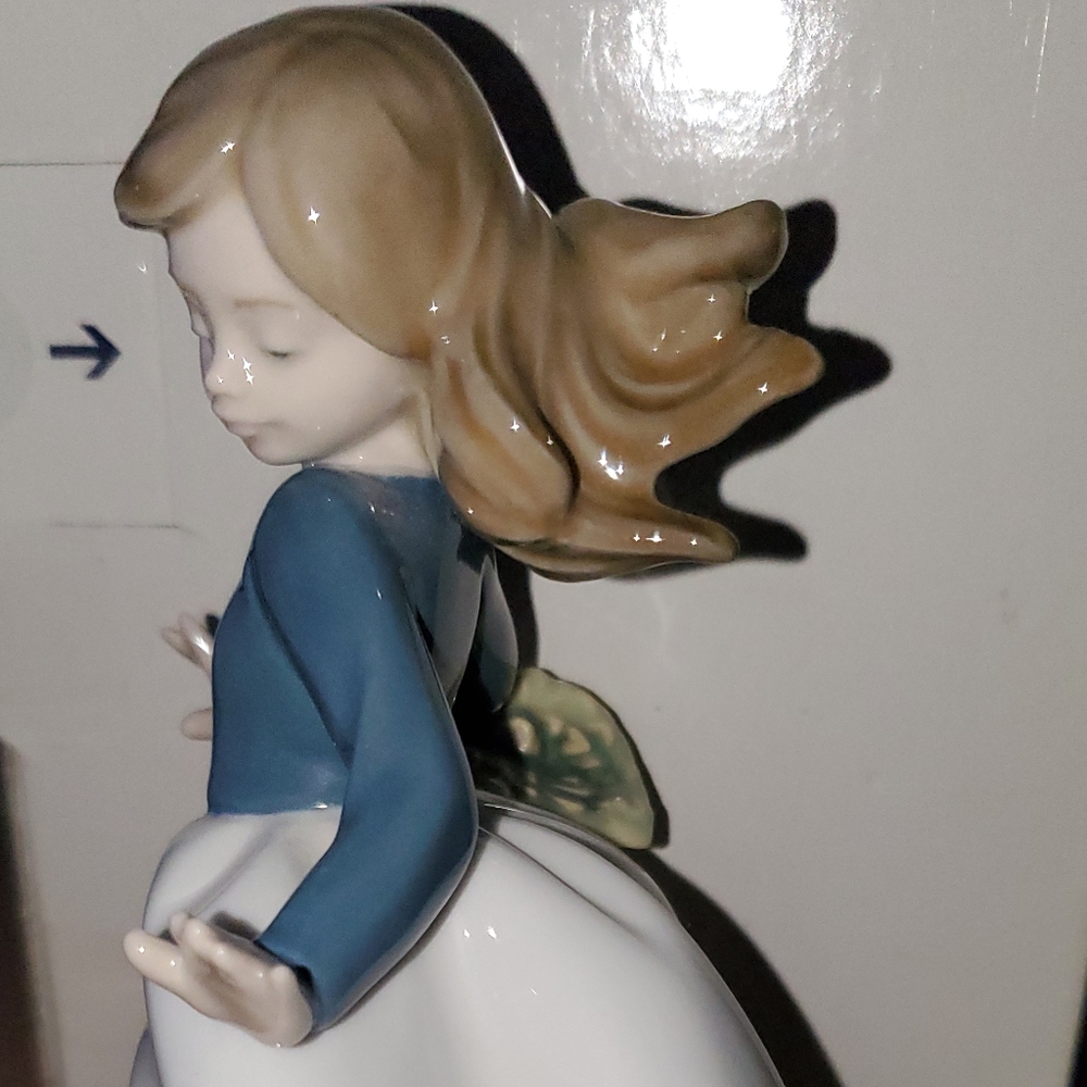 Lladro Daisa - Picture 2 of 7